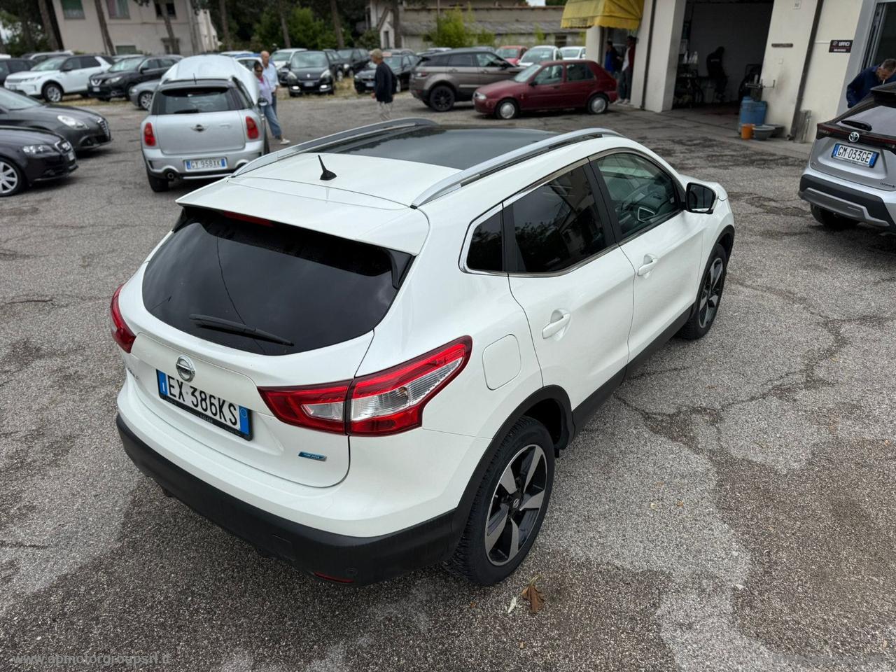NISSAN Qashqai 1.5 dCi Tekna
