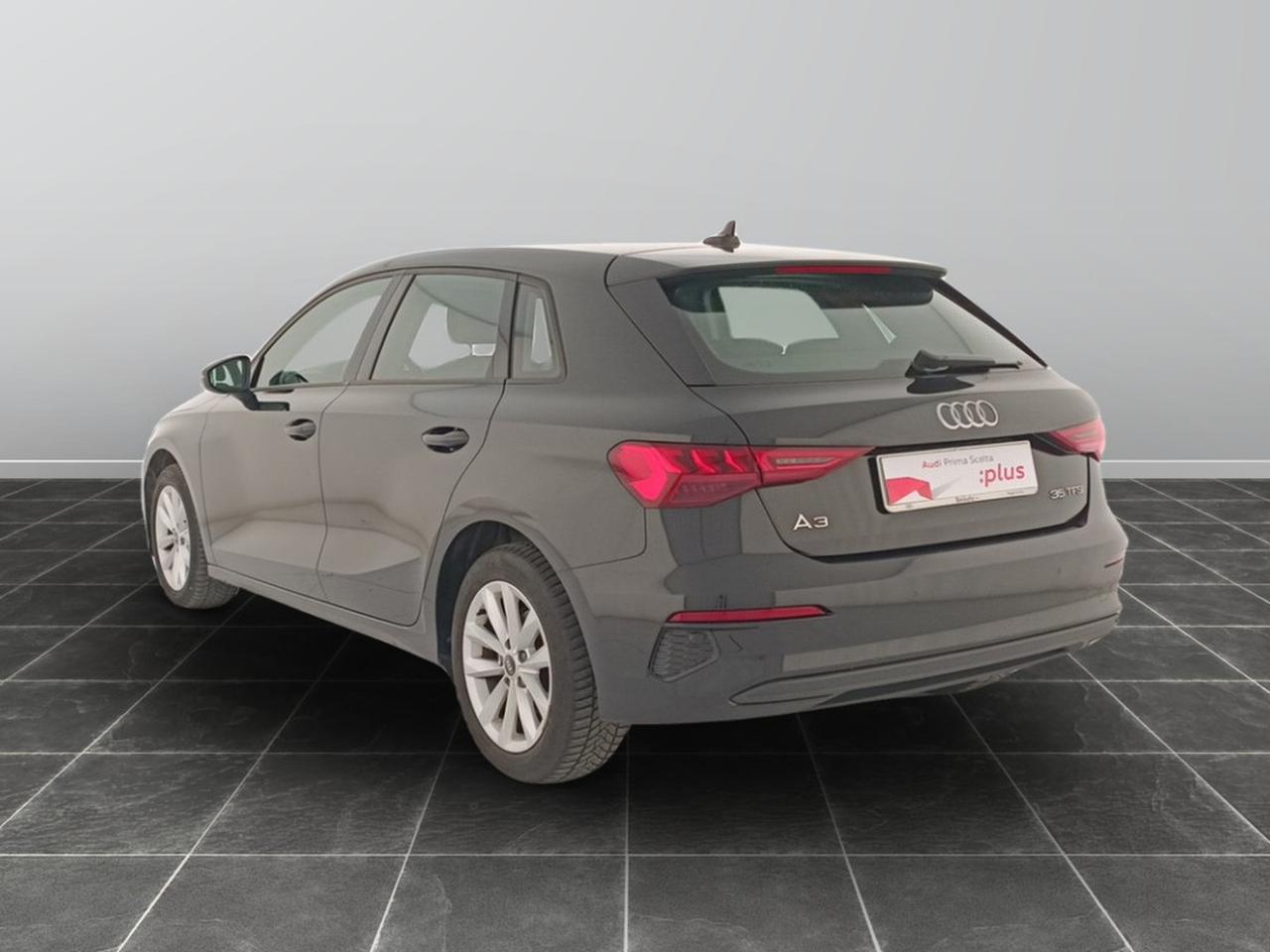 Audi A3 sportback 35 1.5 tfsi mhev business s tronic