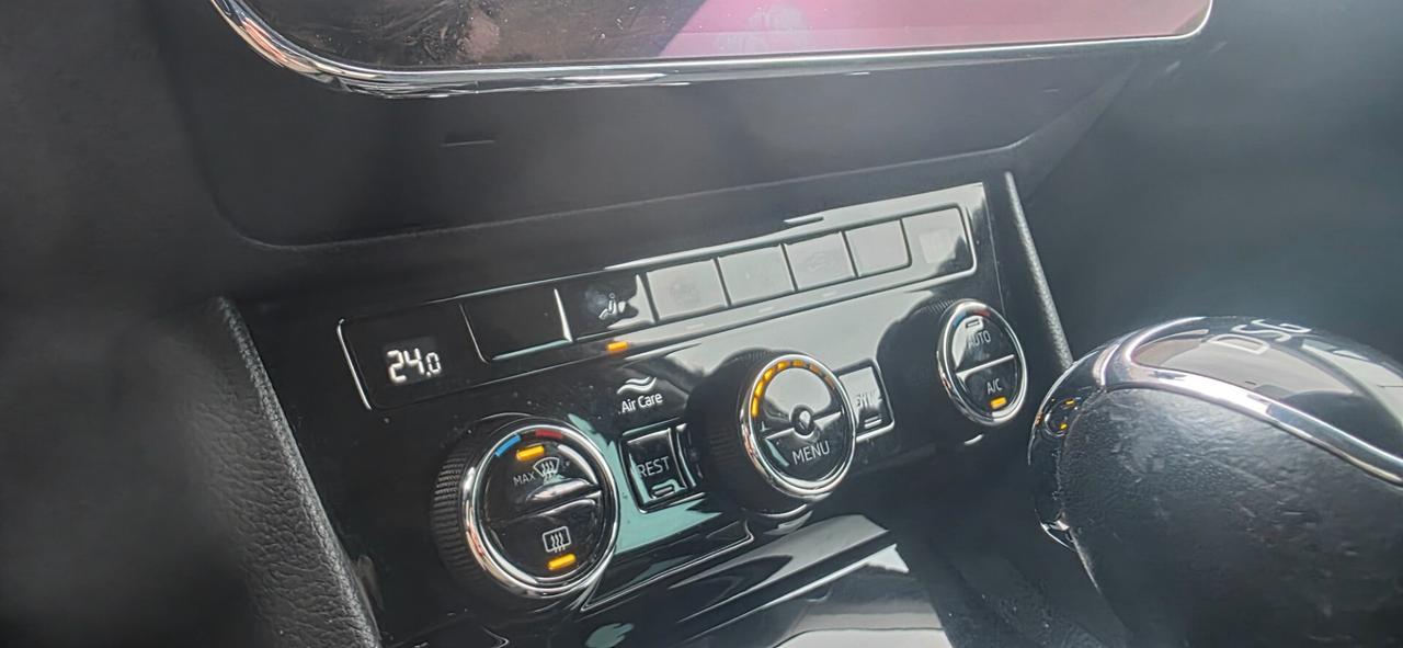 Skoda Superb 1.6 TDI DSG Wagon Ambition