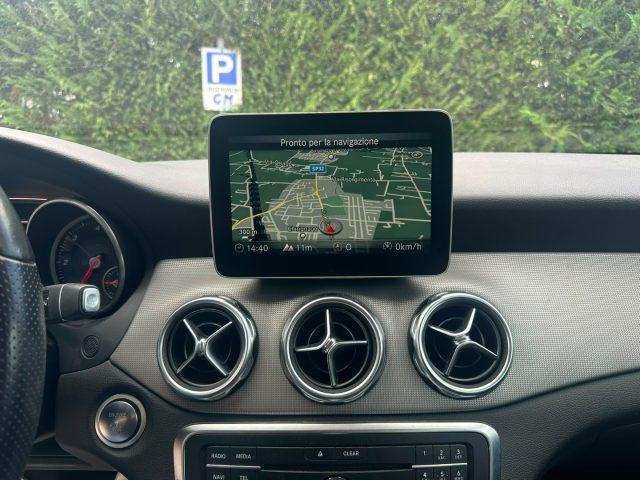 MERCEDES-BENZ GLA 200 d Automatic Sport