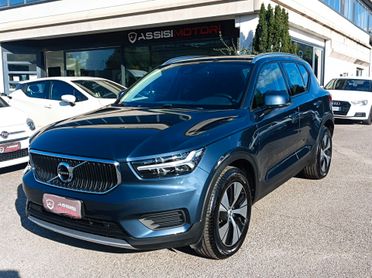 Volvo XC40 T2 Geartronic Momentum Pro