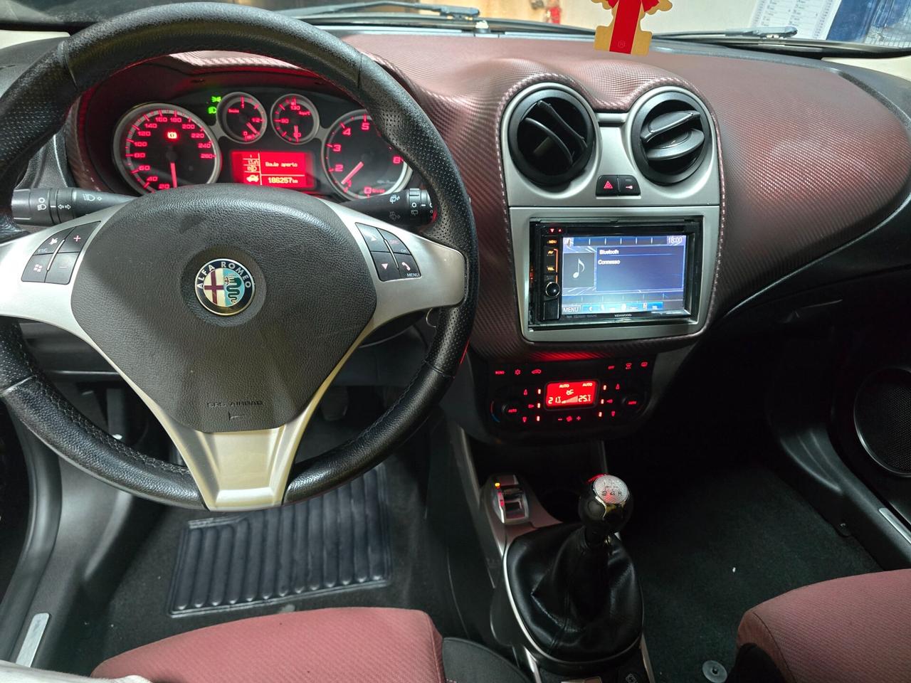 Alfa Romeo MiTo 1.4 T 120 CV Distinctive Sport Pack