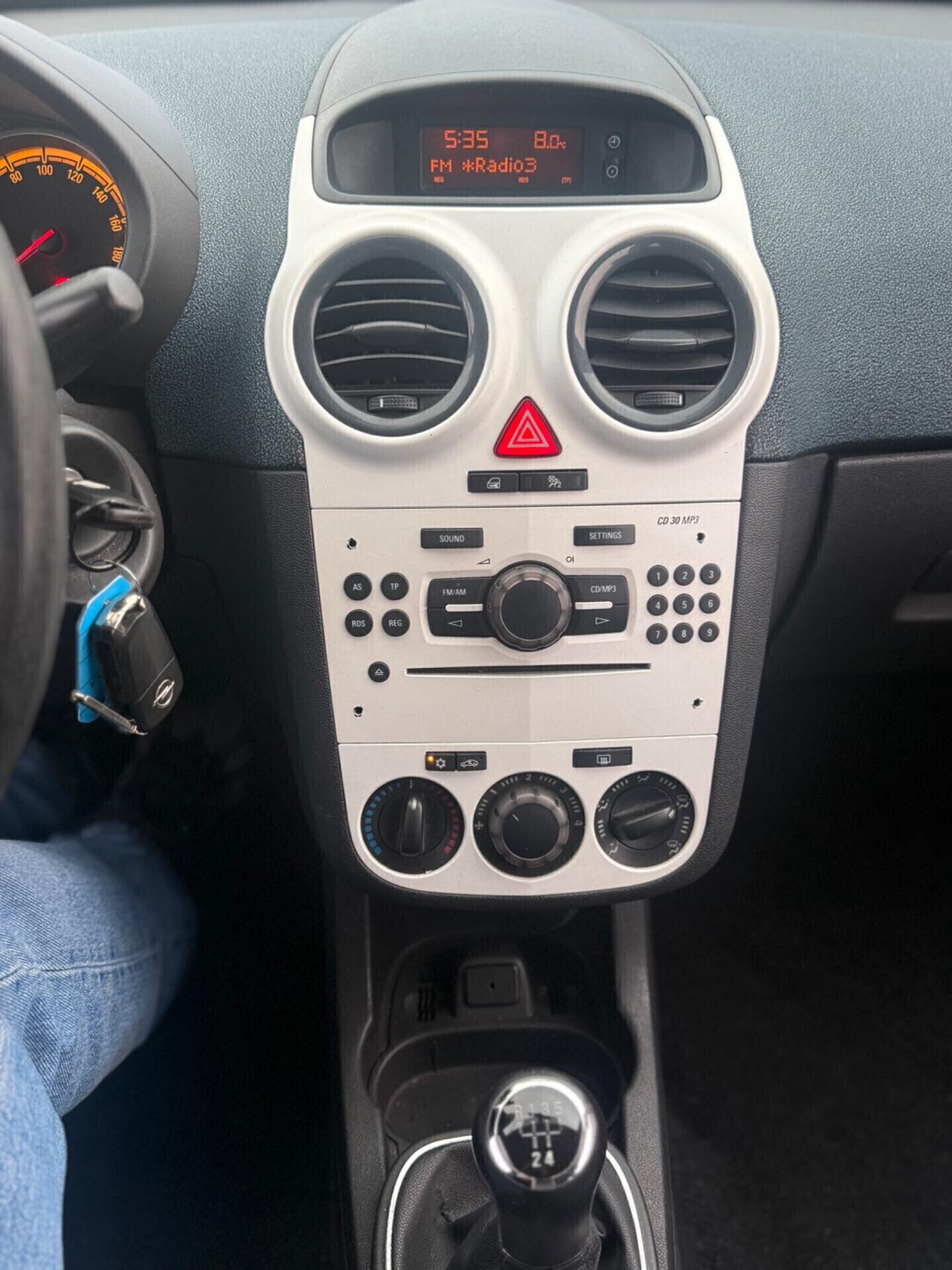 Opel Corsa 1.0 Benzina 65cv NEOPATENTATI OK