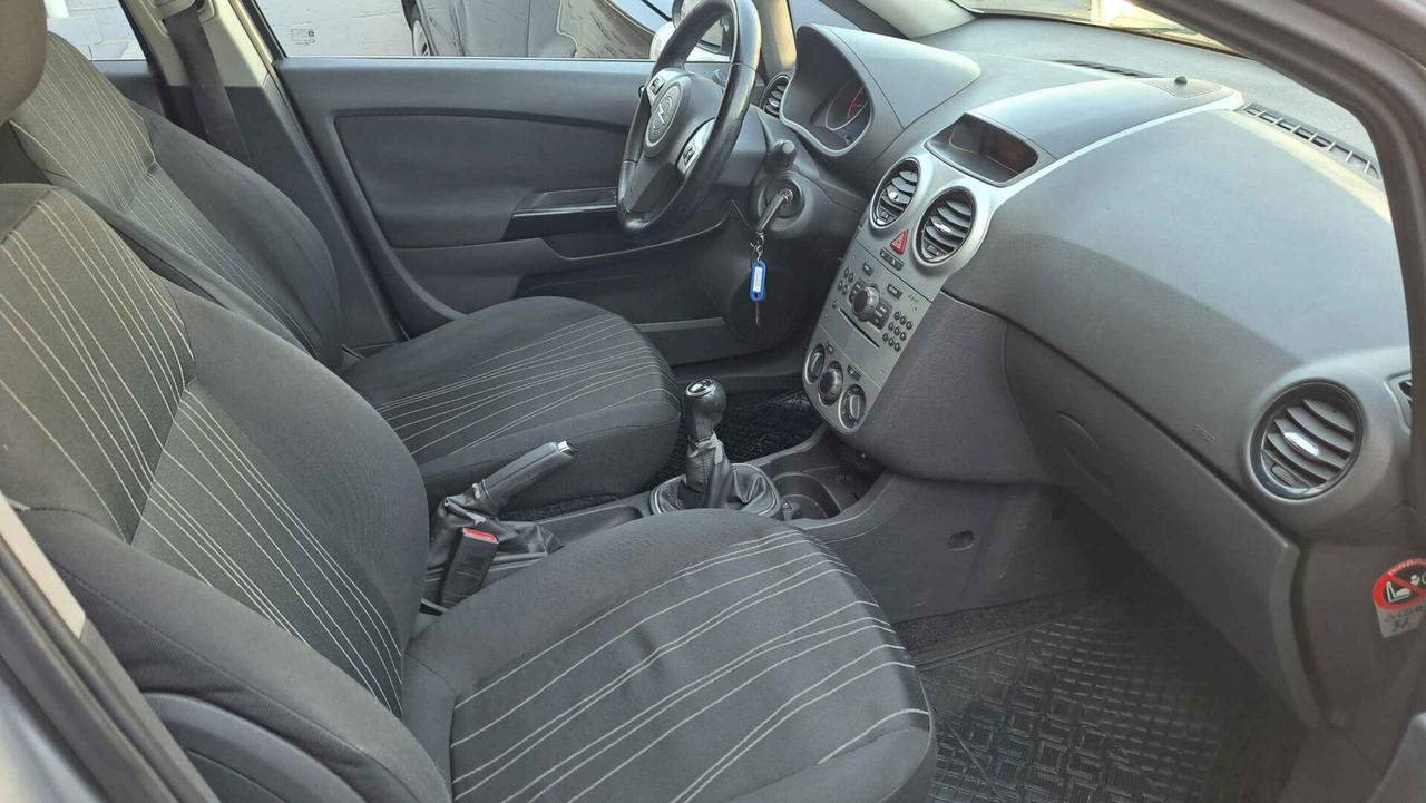 Opel Corsa 1.2 80CV GPL-TECH Enjoy