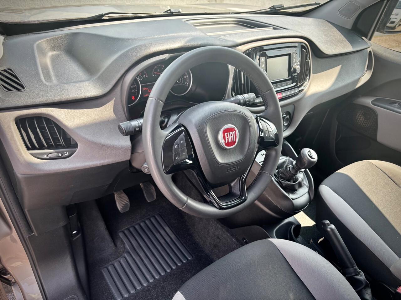 Fiat Doblo 1.4 T-Jet 16V Natural Power Lounge