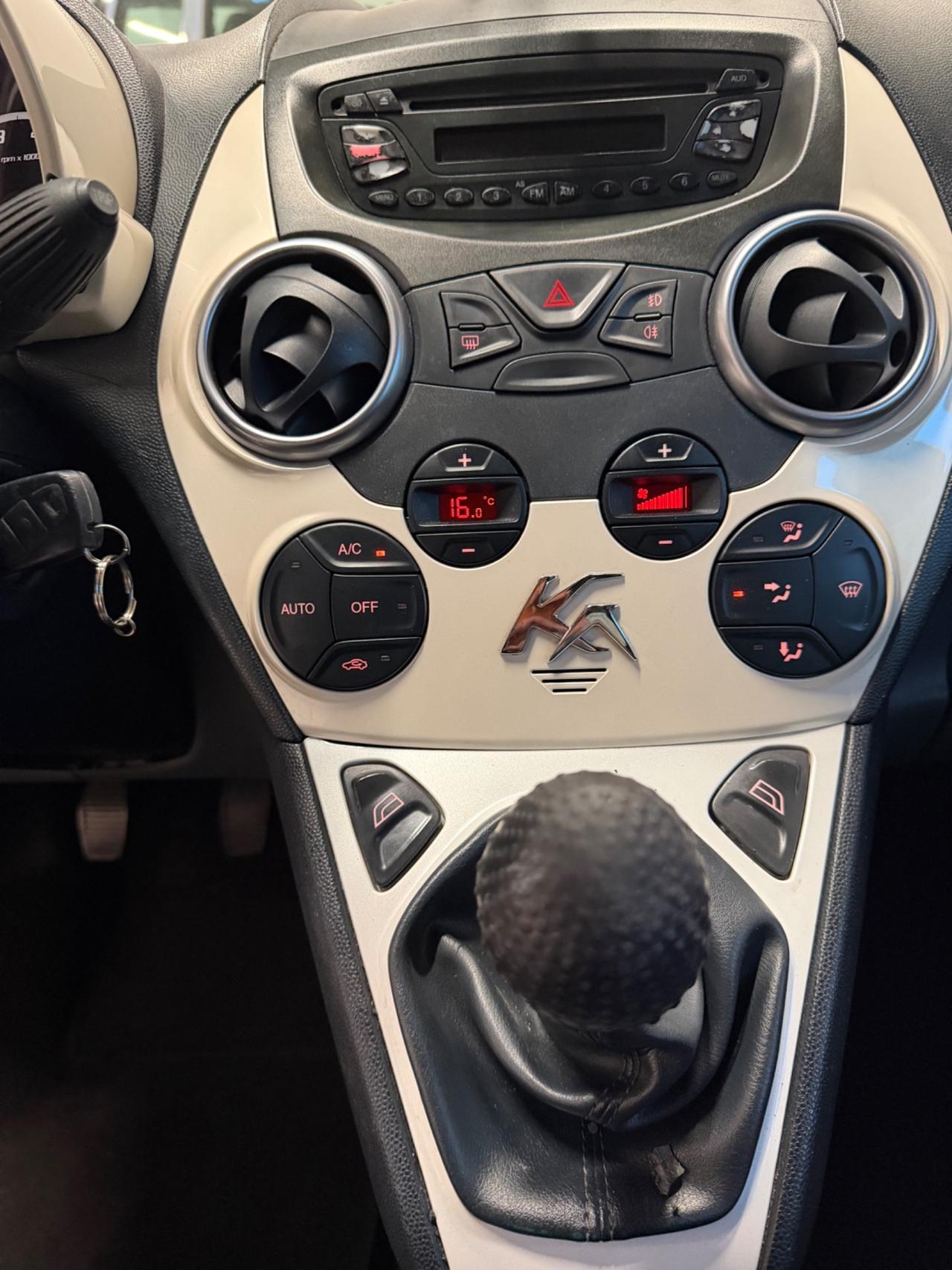 Ford Ka 1.2 8V 69CV Titanium
