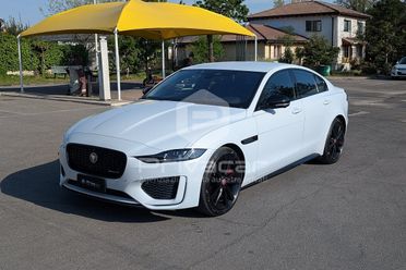 JAGUAR XE 2.0 D 204 CV AWD aut. R-Dynamic Black