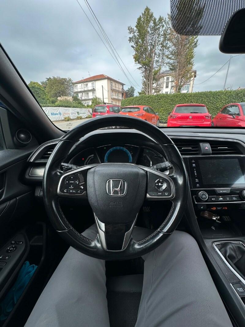 HONDA Civic 10ª serie Civic 1.6 5 porte Execut...