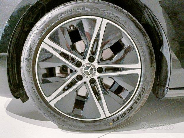 Mercedes-benz A 200 A200d Sport