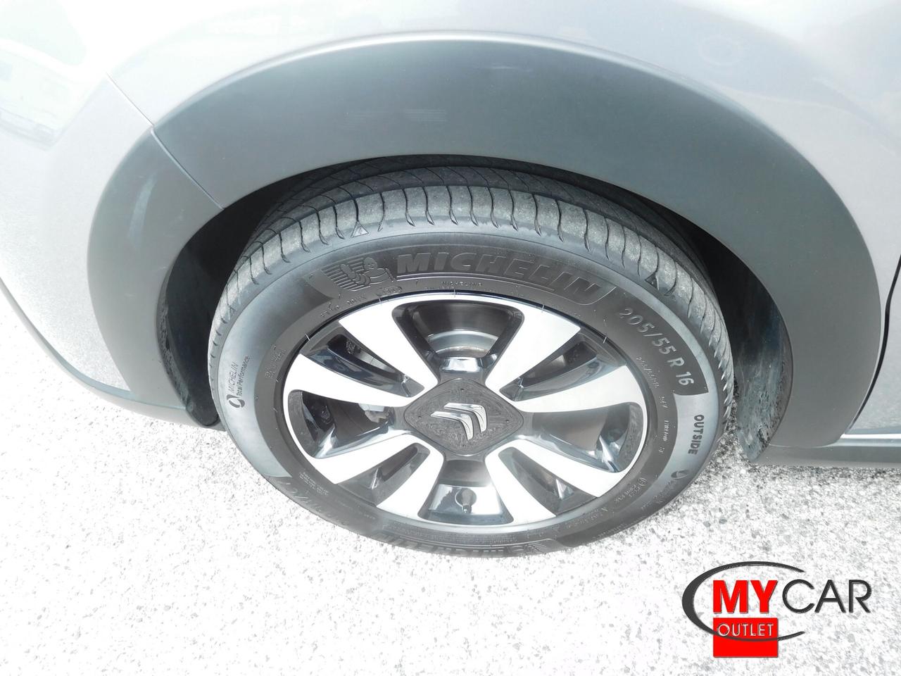 Citroen C3 PureTech 83 S&S Shine OK NEOPATENTATI