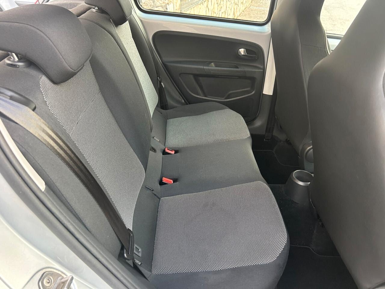 Seat Mii 1.0 68 CV 5 porte Chic Ecofuel