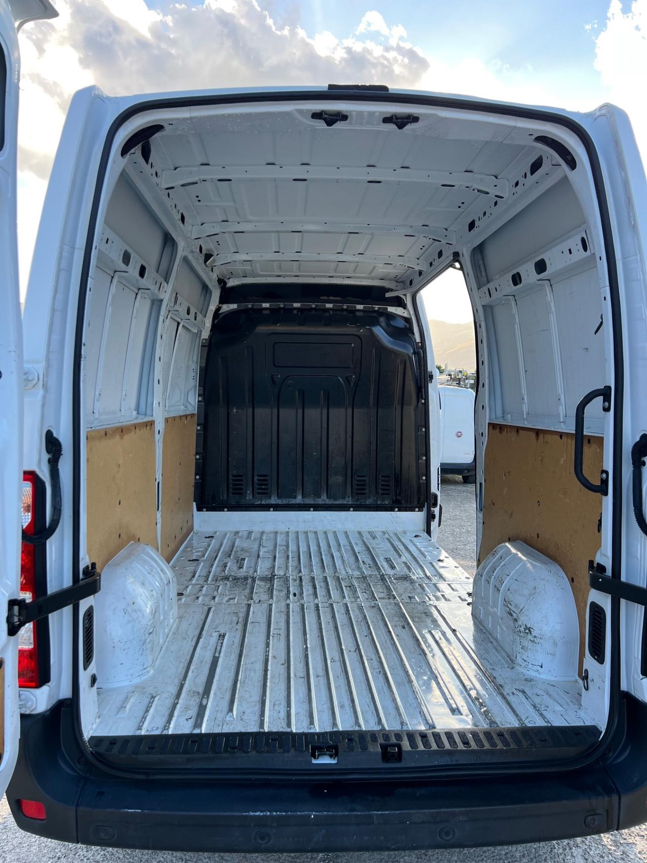 Renault Master 2.3 dCi 135cv 2021 iva Compresa