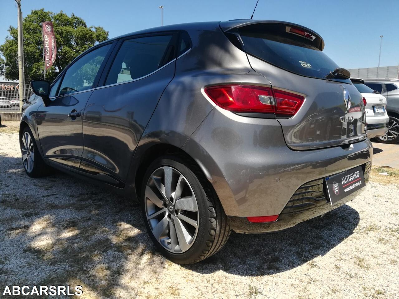 RENAULT - Clio - 1.5 dCi 8V 75 CV 5p. Costume Nat.