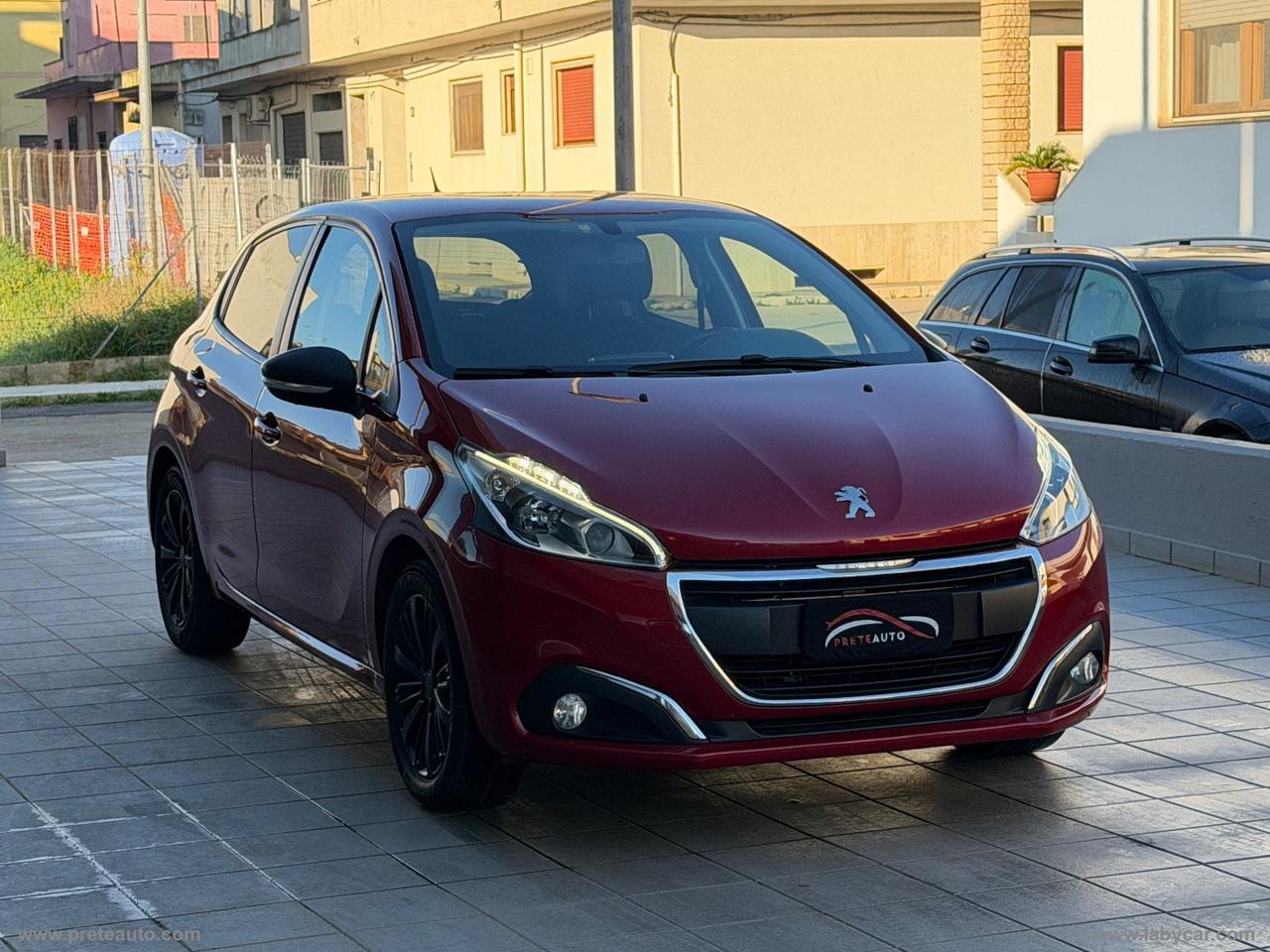 PEUGEOT 208 PureTech 82 5p. Allure