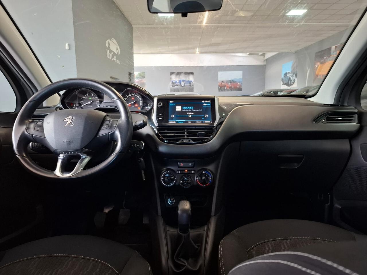 Peugeot 208 Benzina Manuale