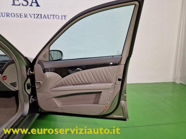 MERCEDES-BENZ E 320 cat Avantgarde