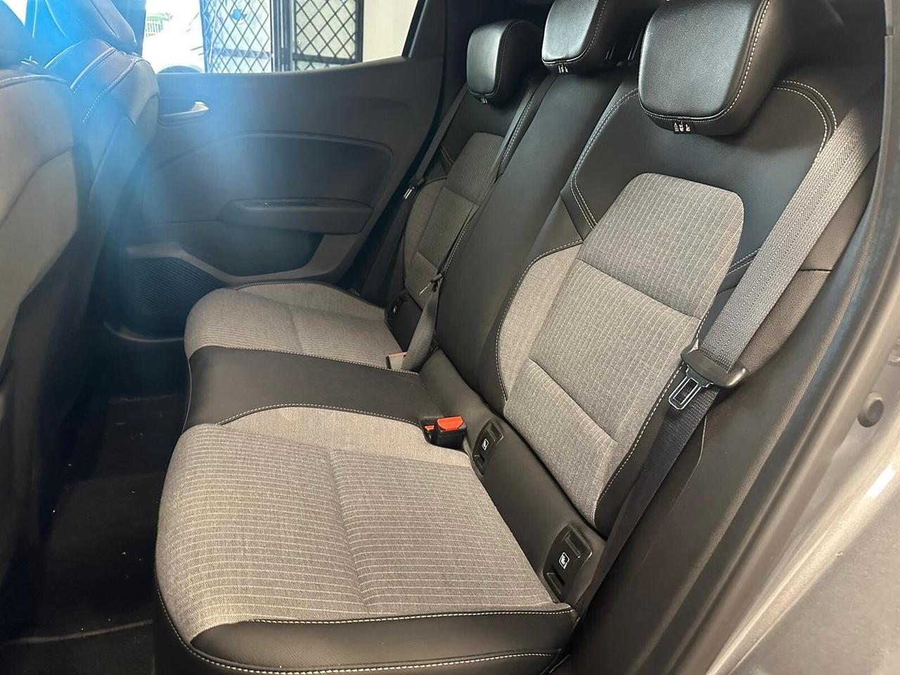 Renault Clio TCe 90 CV 5 porte Techno