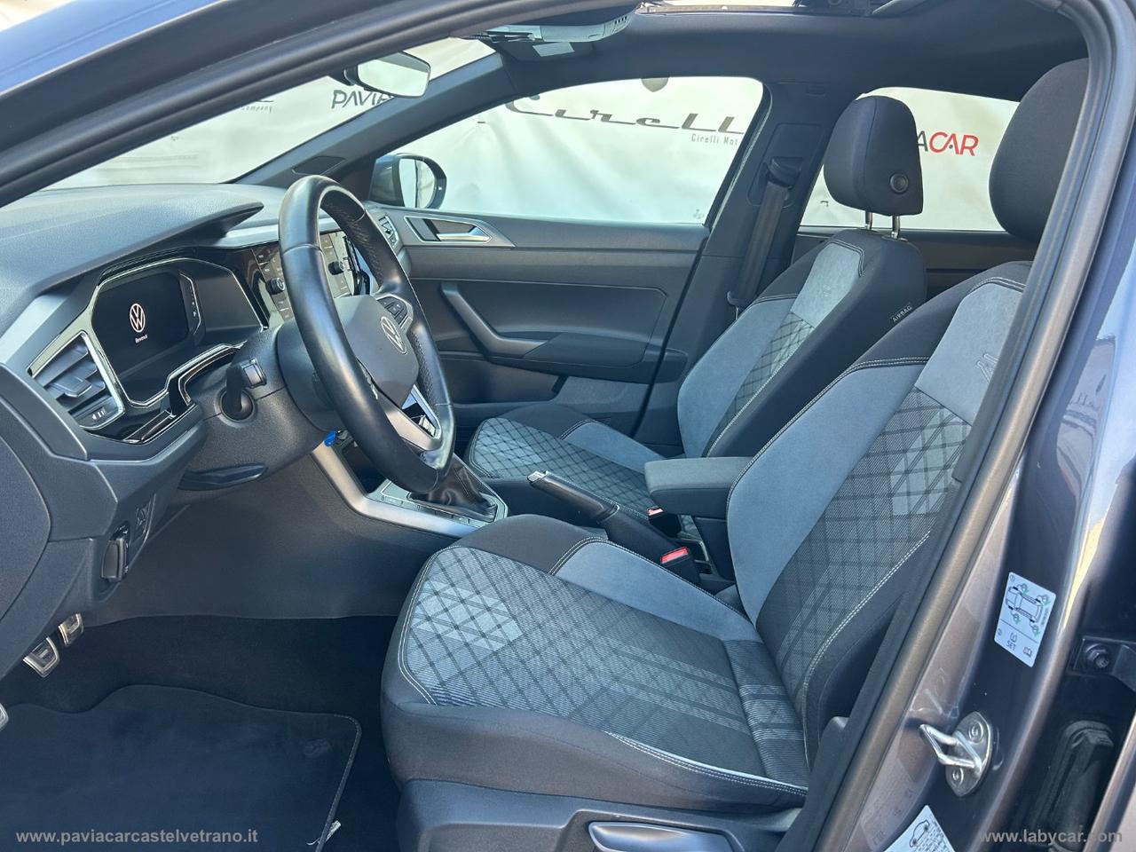 VOLKSWAGEN Taigo 1.0 TSI 110 CV R-Line