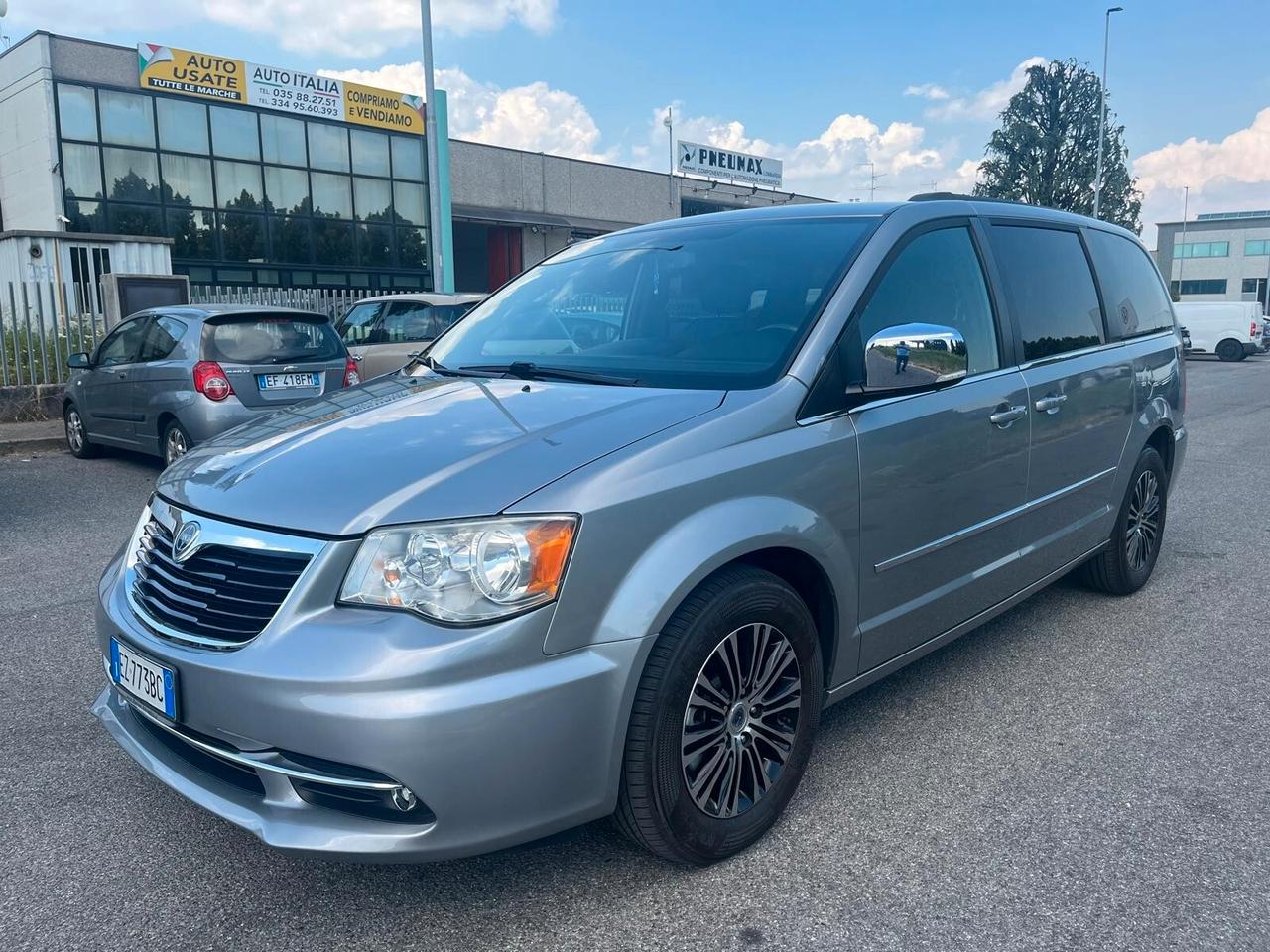 Lancia Voyager 2.8 Turbodiesel S 177 CV
