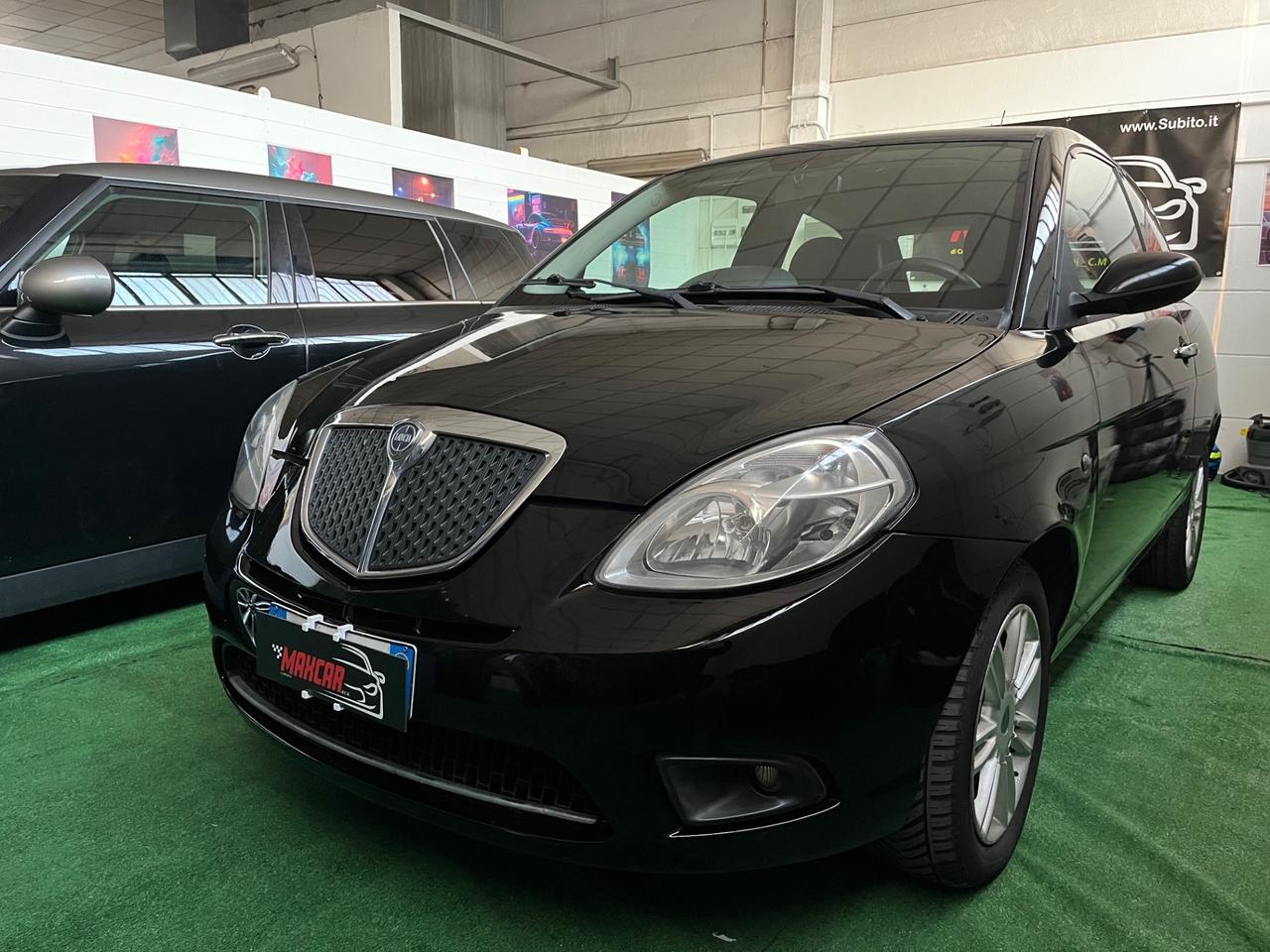 Lancia Ypsilon 1.4 Modamilano