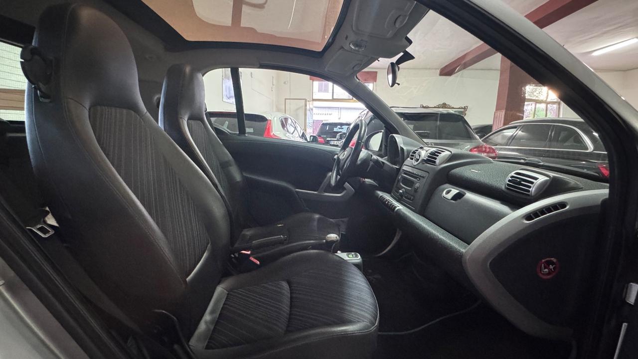 Smart ForTwo 1000 52 kW MHD coupé passion