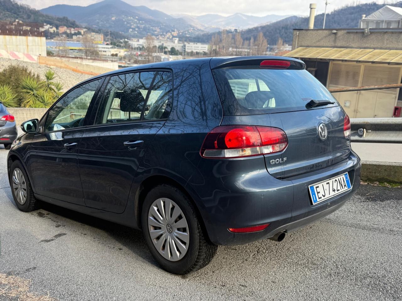 Volkswagen Golf 1.6 TDI DPF 5p. Highline