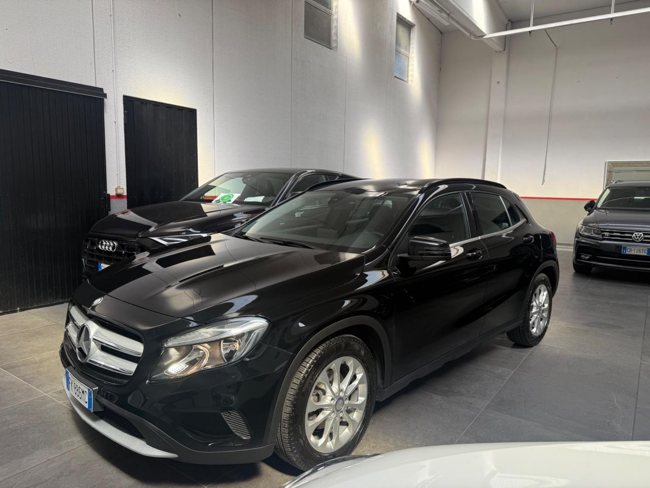 Mercedes-benz GLA 180 180d SPORT