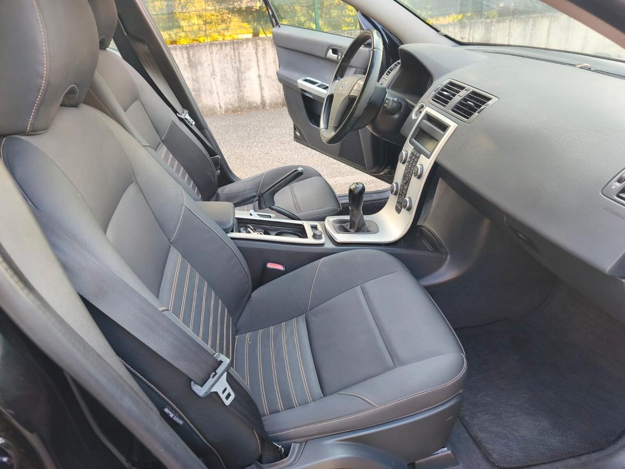 Volvo V50 SW 2011----1.6 Diesel