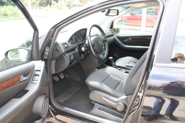 MERCEDES-BENZ A 150 BlueEFFICIENCY Elegance