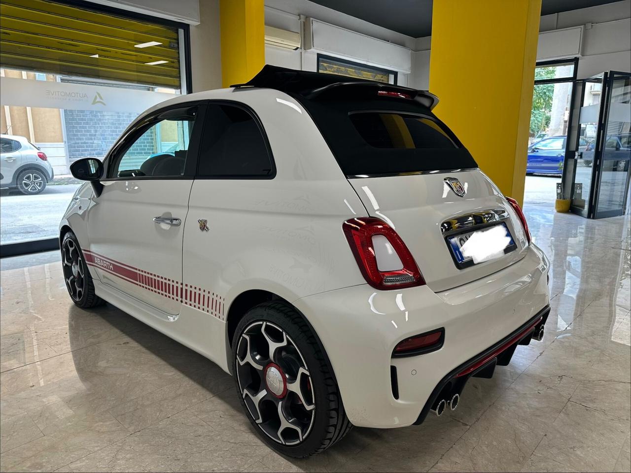 Abarth 500 C 1.4 Turbo T-Jet Custom