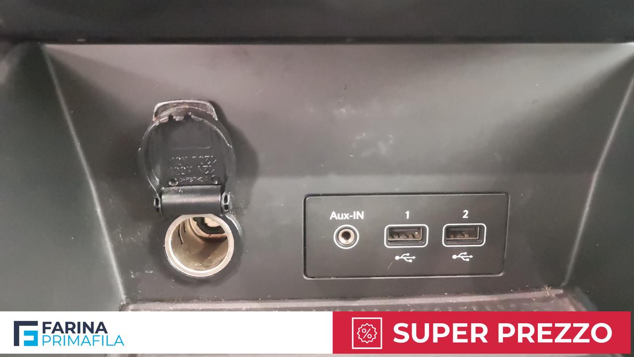 RENAULT Captur II 2019 - Captur 1.6 E-Tech phev Intens 160cv auto my21