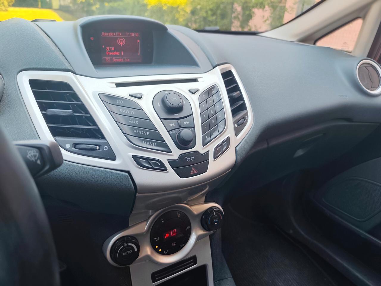 Ford Fiesta 1.2 Benz 82CV 3 porte Titanium