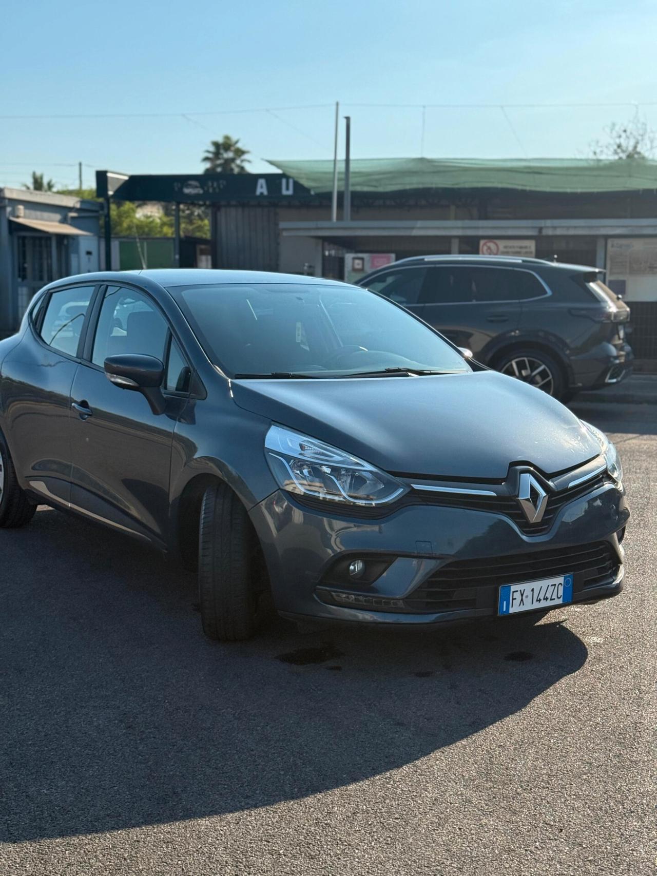 Renault Clio 2020 75 CV Moschino Life come nuova
