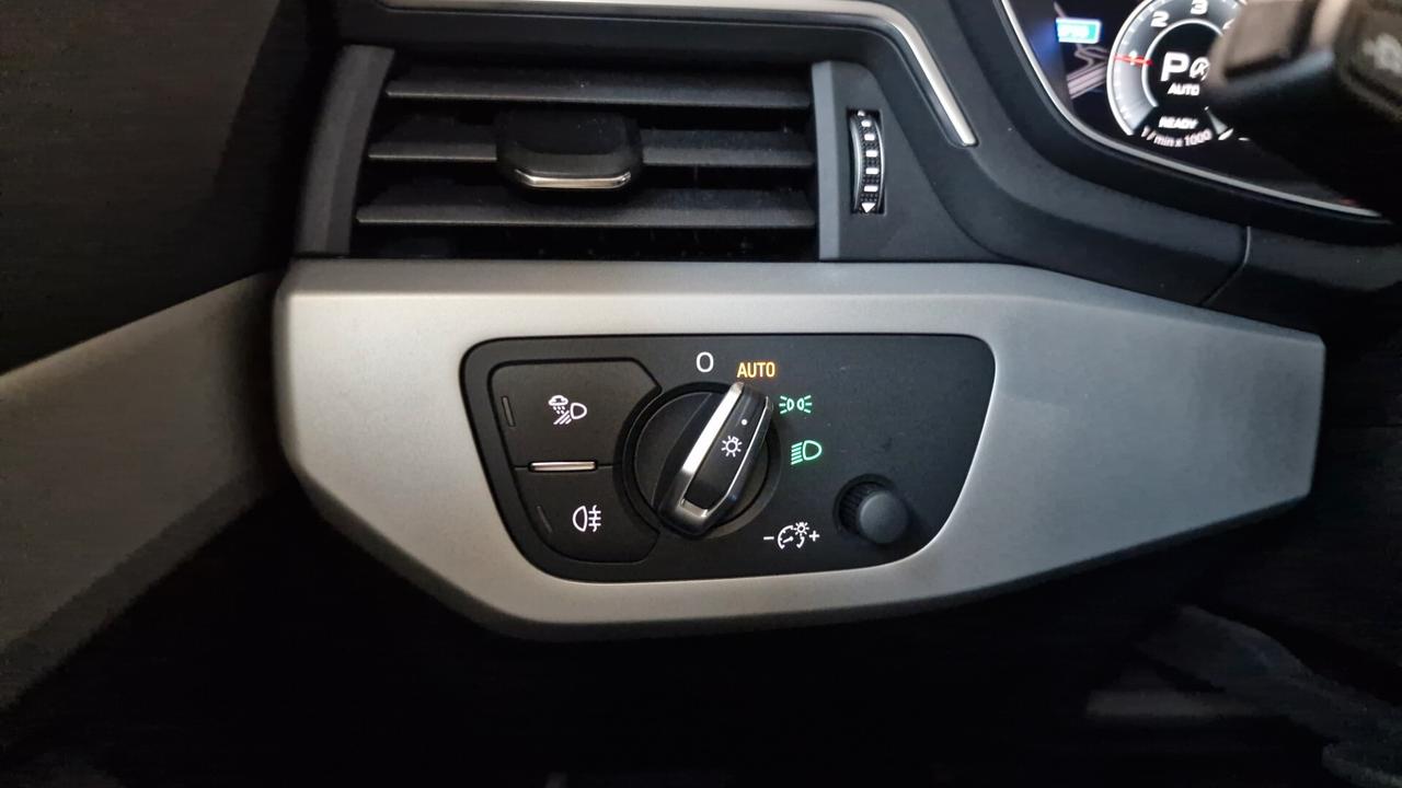 Audi A4 Avant 35 TDI/163 CV S tronic line edition