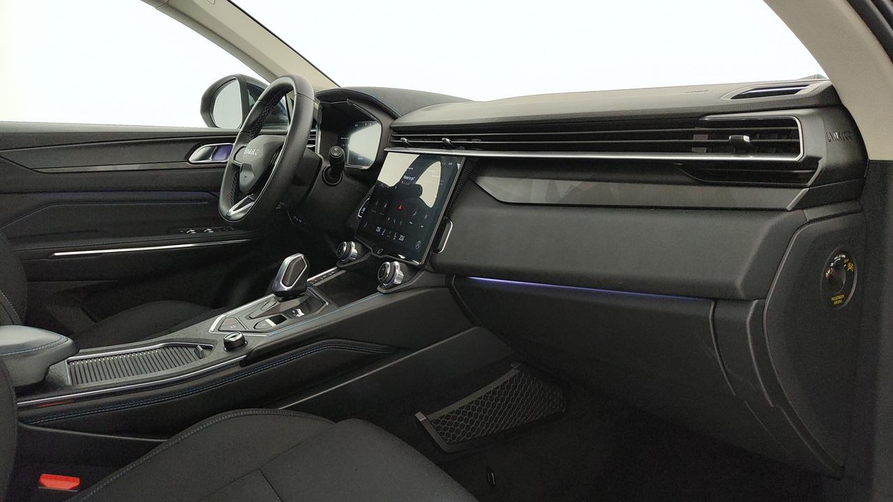 LYNK & CO 01 1.5 td phev auto