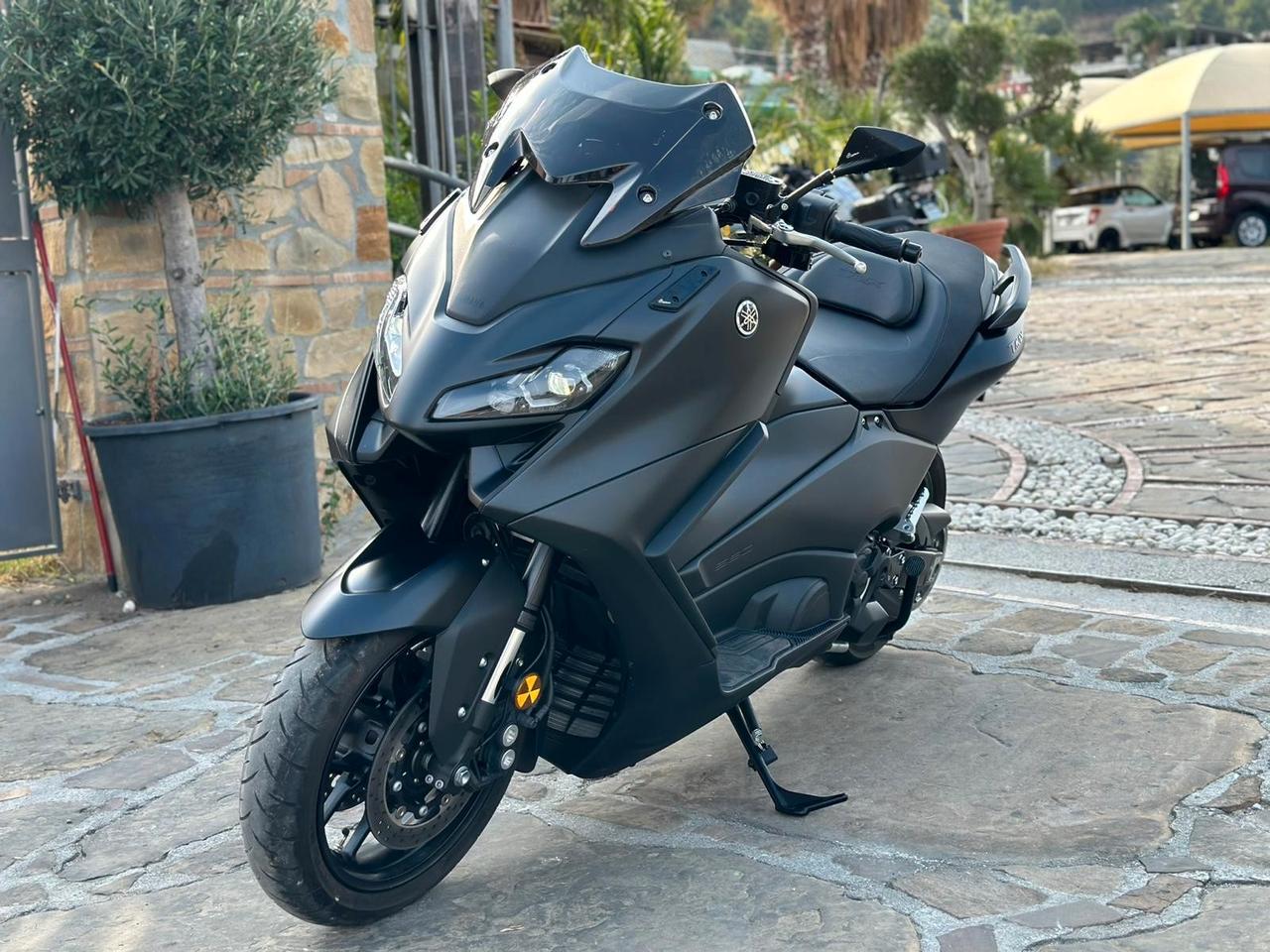 Yamaha T Max 560 TOTAL BLACK