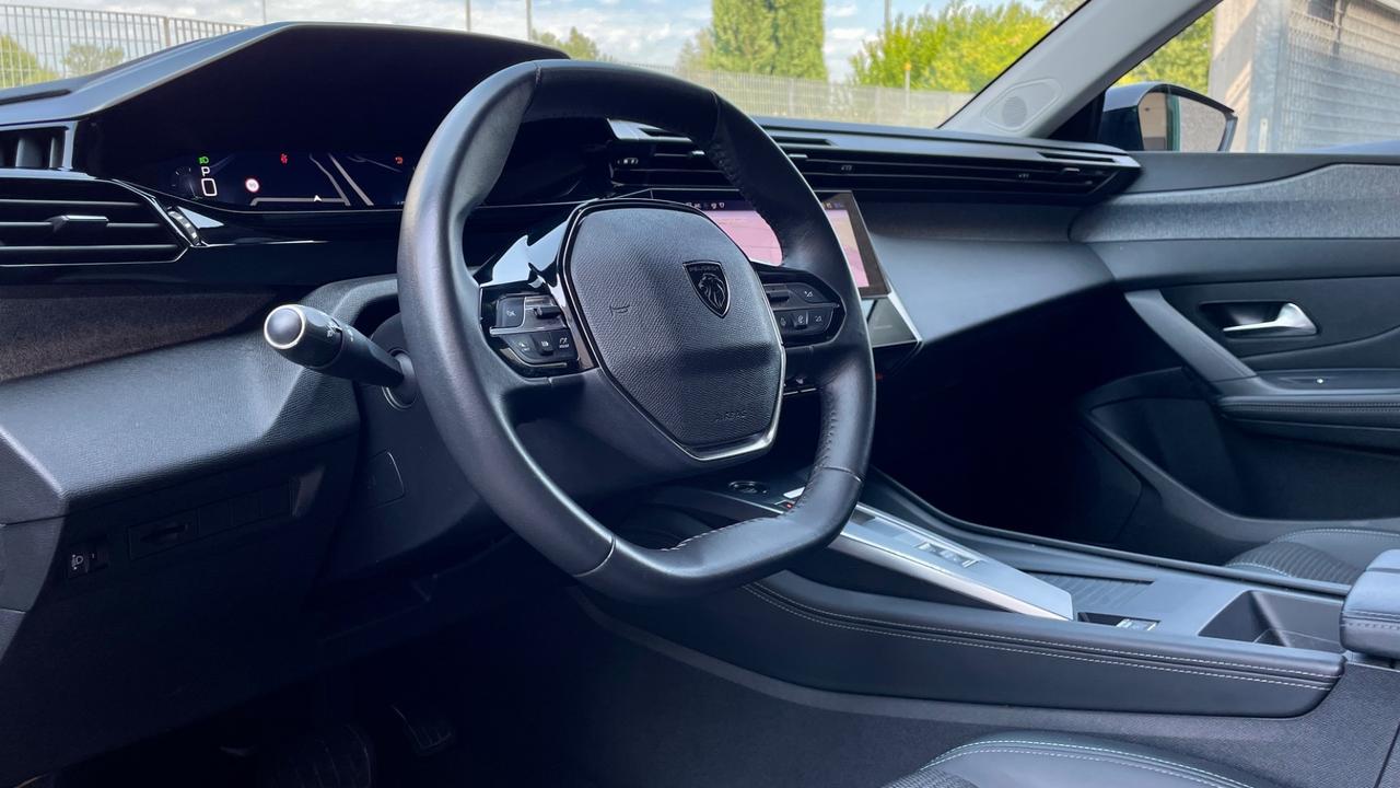 PEUGEOT 308 BLUEHDI 1.5 EAT8 ALLURE PACK 131CV - VIRTUAL COCKPIT, FULL LED, NEOPATENTATI