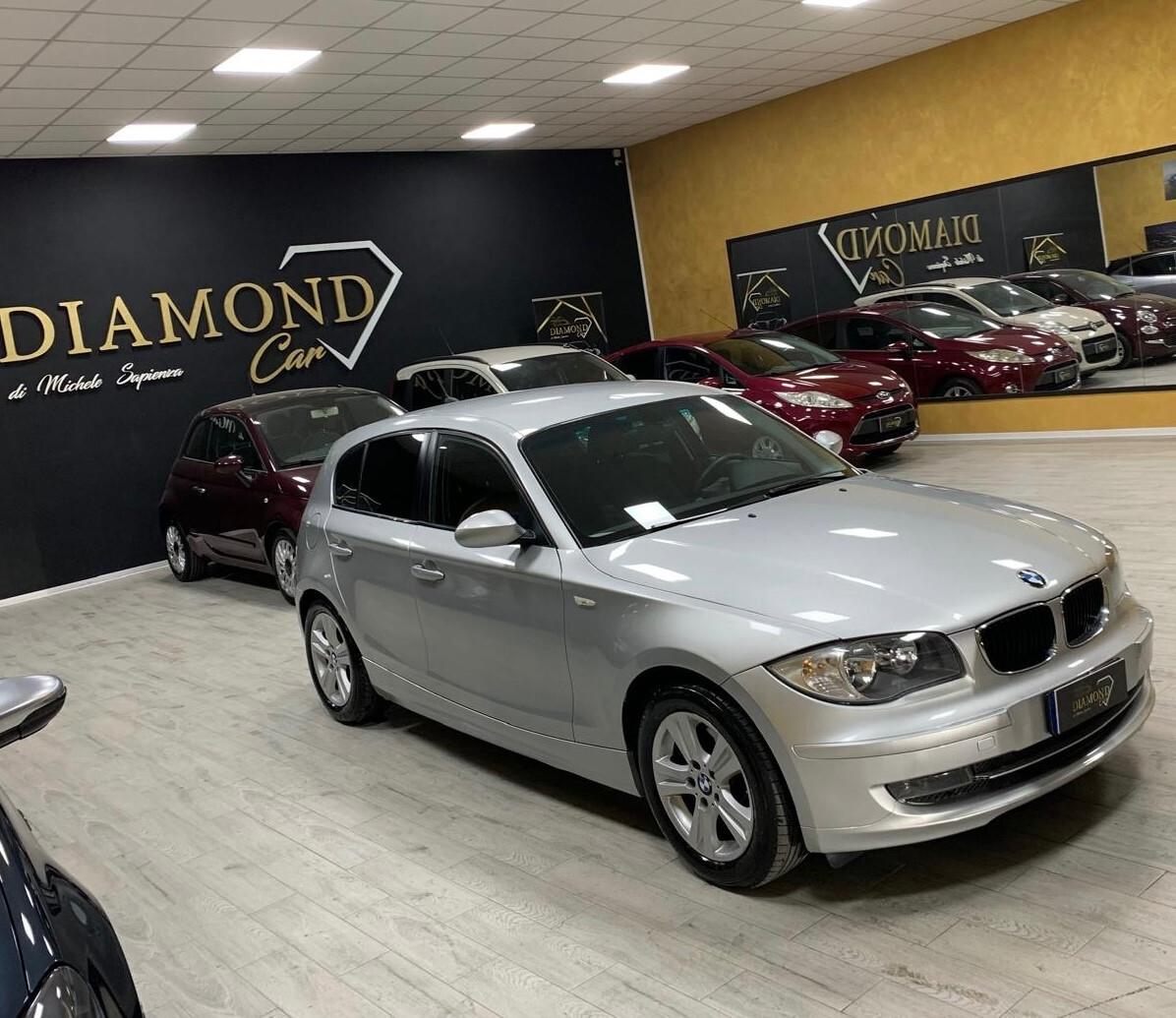 BMW 118d 143 cv “RESTYLING/LED/SENSORI PARK”-2009