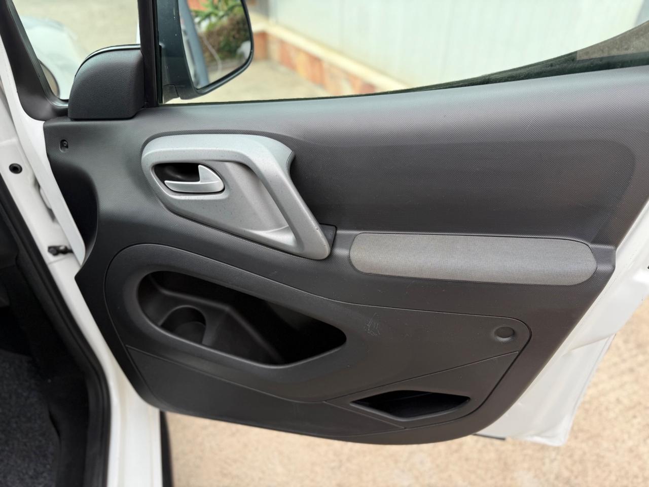 Peugeot Partner Tepee BlueHDi 100 5 POSTI