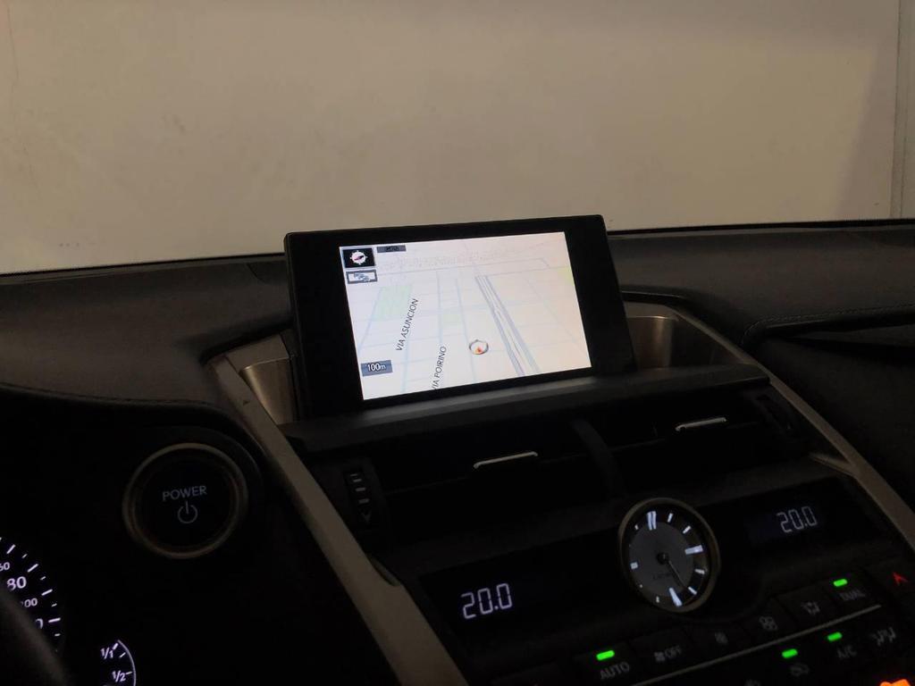Lexus NX 300 300 2.5 Hybrid Executive 4WD CVT