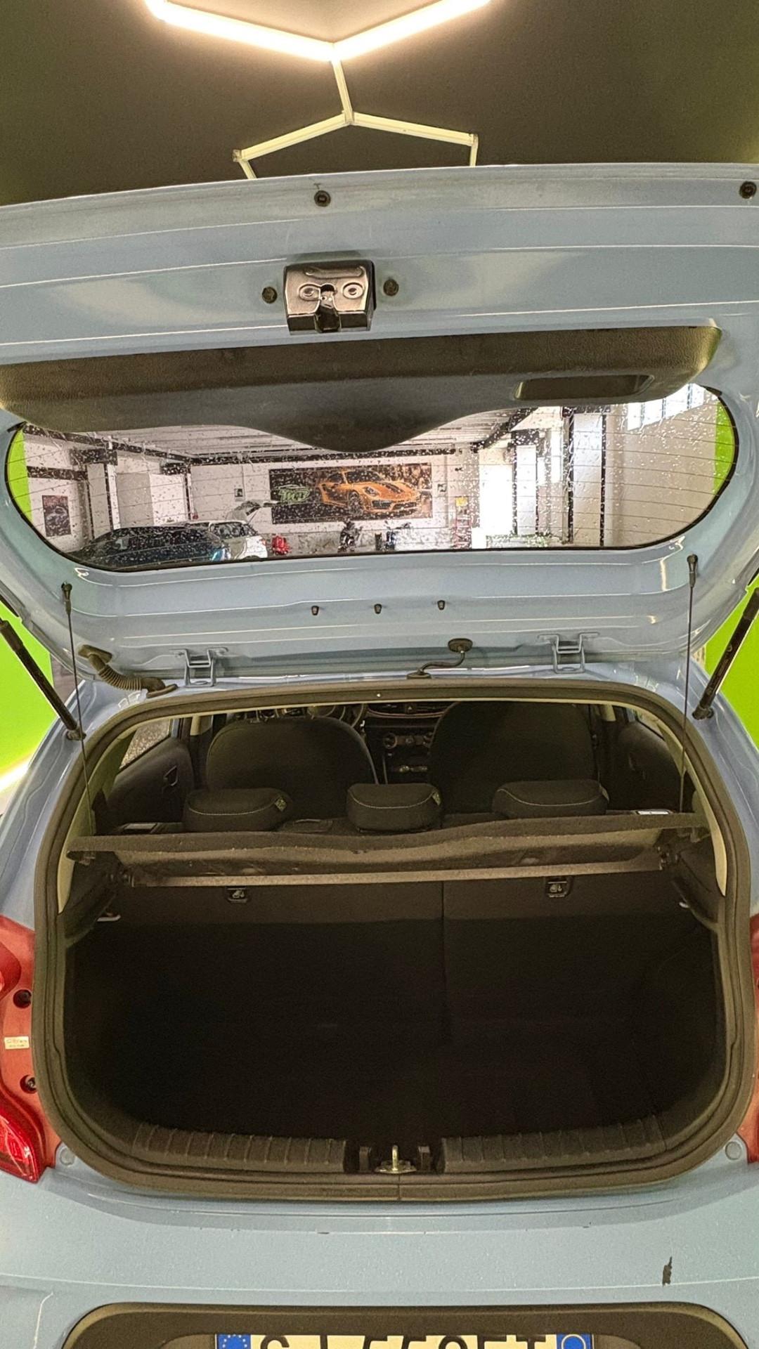 Kia Picanto 1.0 12V 5 porte X Line