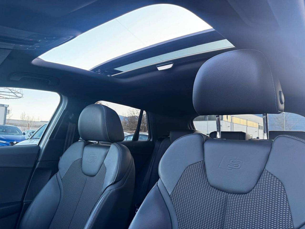 Audi Q2 30 TDI -TETTO A-SLINE INT-