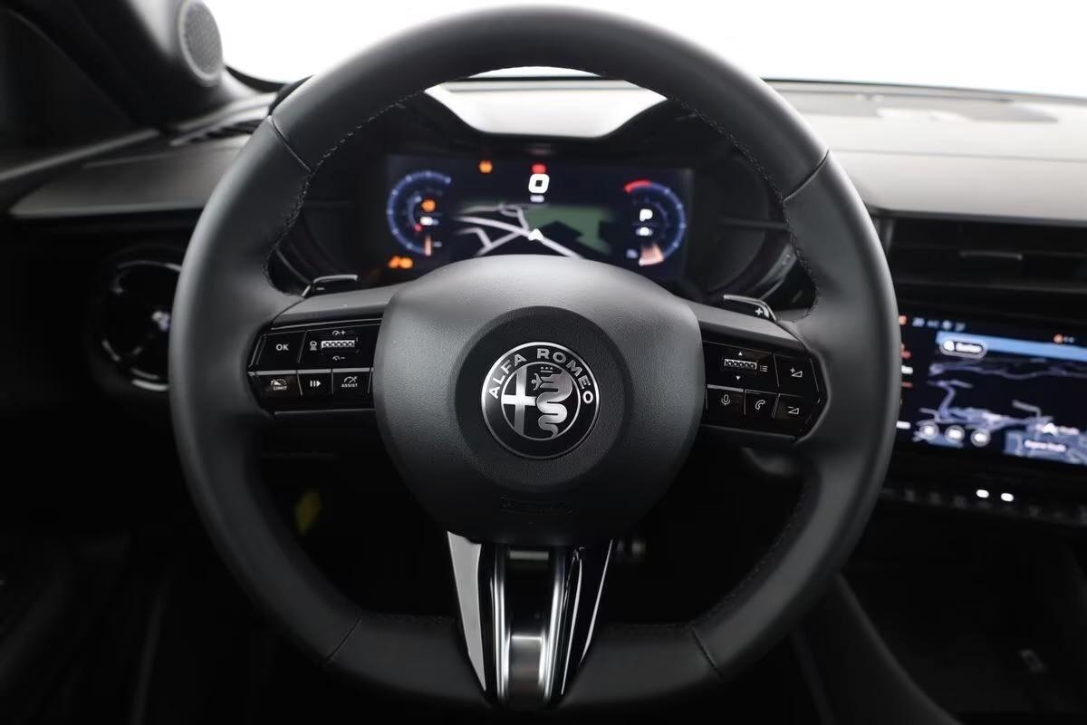 Alfa Romeo Junior 1.2 145 CV Hybrid eDCT6 Speciale