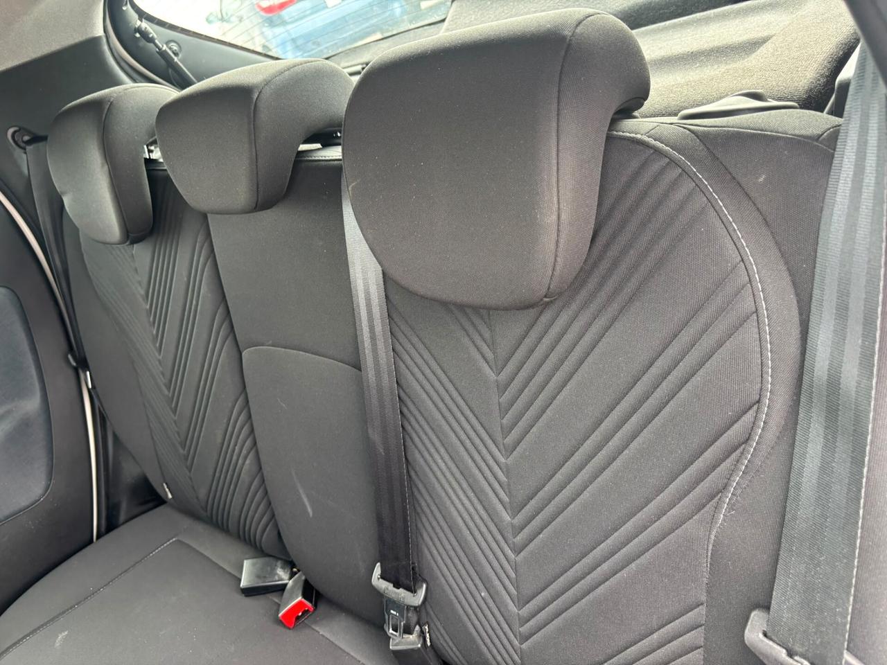 Lancia Ypsilon 1.0 FireFly 5 porte S&S Hybrid Gold Plus