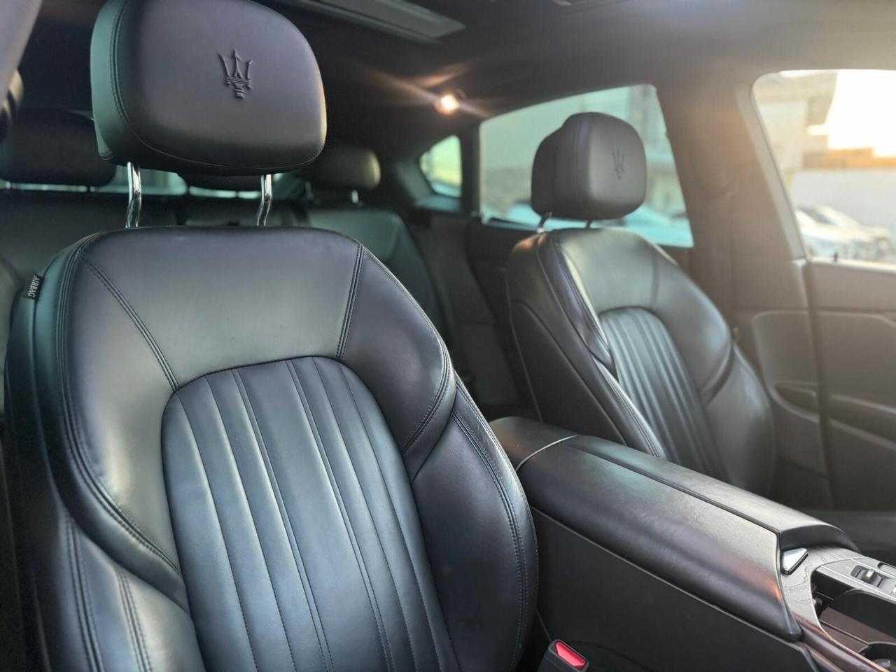 Maserati Levante Granlusso TETTO APRIBILE