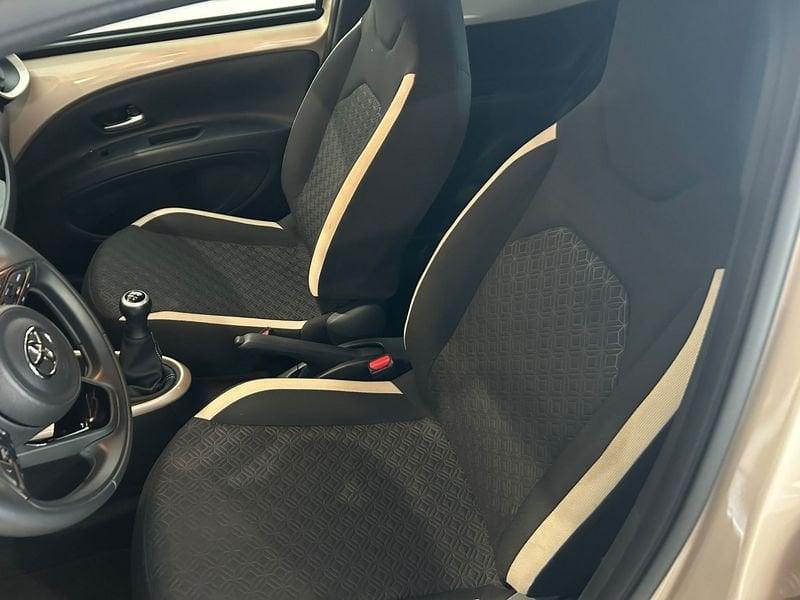 Toyota Aygo X 1.0B (72 CV) Trend
