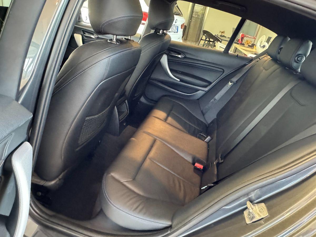 BMW Serie 1 118d 5p. M Sport Black Cromo Solo 90.000km