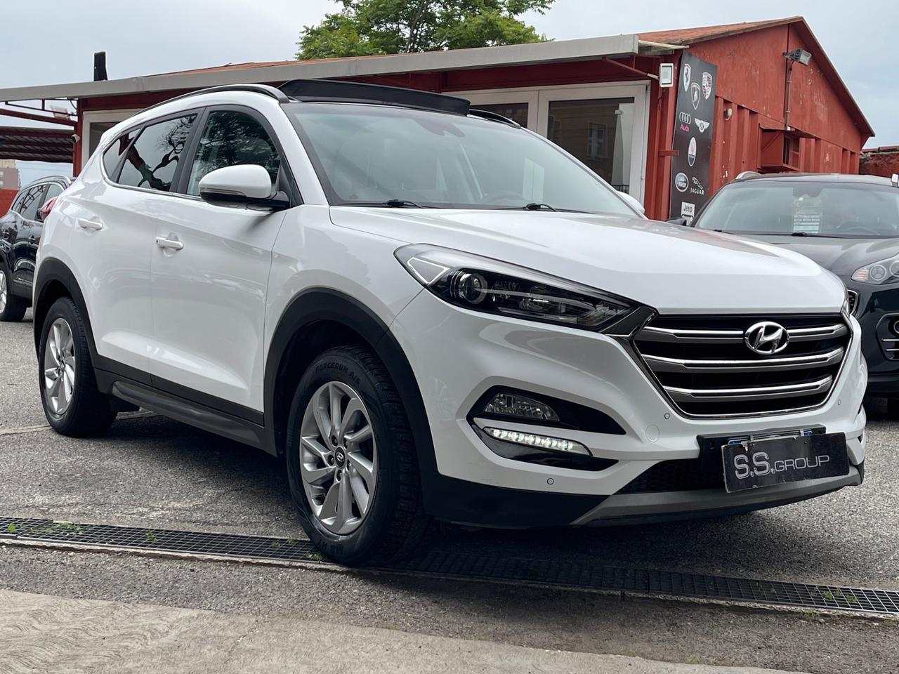 Tucson 1.7 CRDi- Sound Edition-pelle-tetto-unipro-