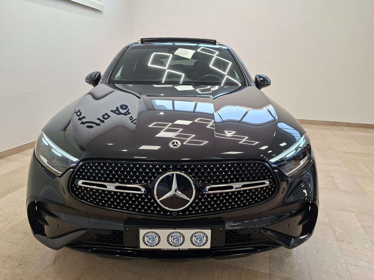 Mercedes-Benz GLC 300 d MHEV COUPE AMG Line Premium Plus 4matic