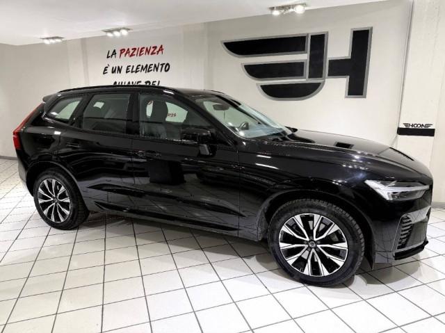 Volvo XC60 2.0 b4 Plus Dark auto